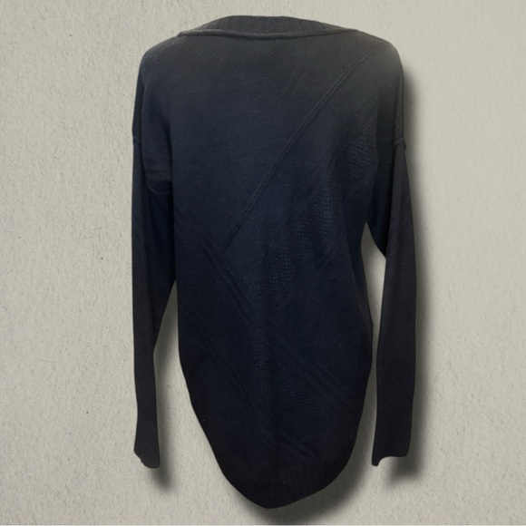 CALVIN KLEIN WOMENS CREW NECK HIGH-LOW HEM PULLOVER SWEATER
SIZE LARGE - Picture 2 of 4